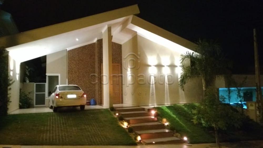 Casa Condomínio em São José do Rio Preto