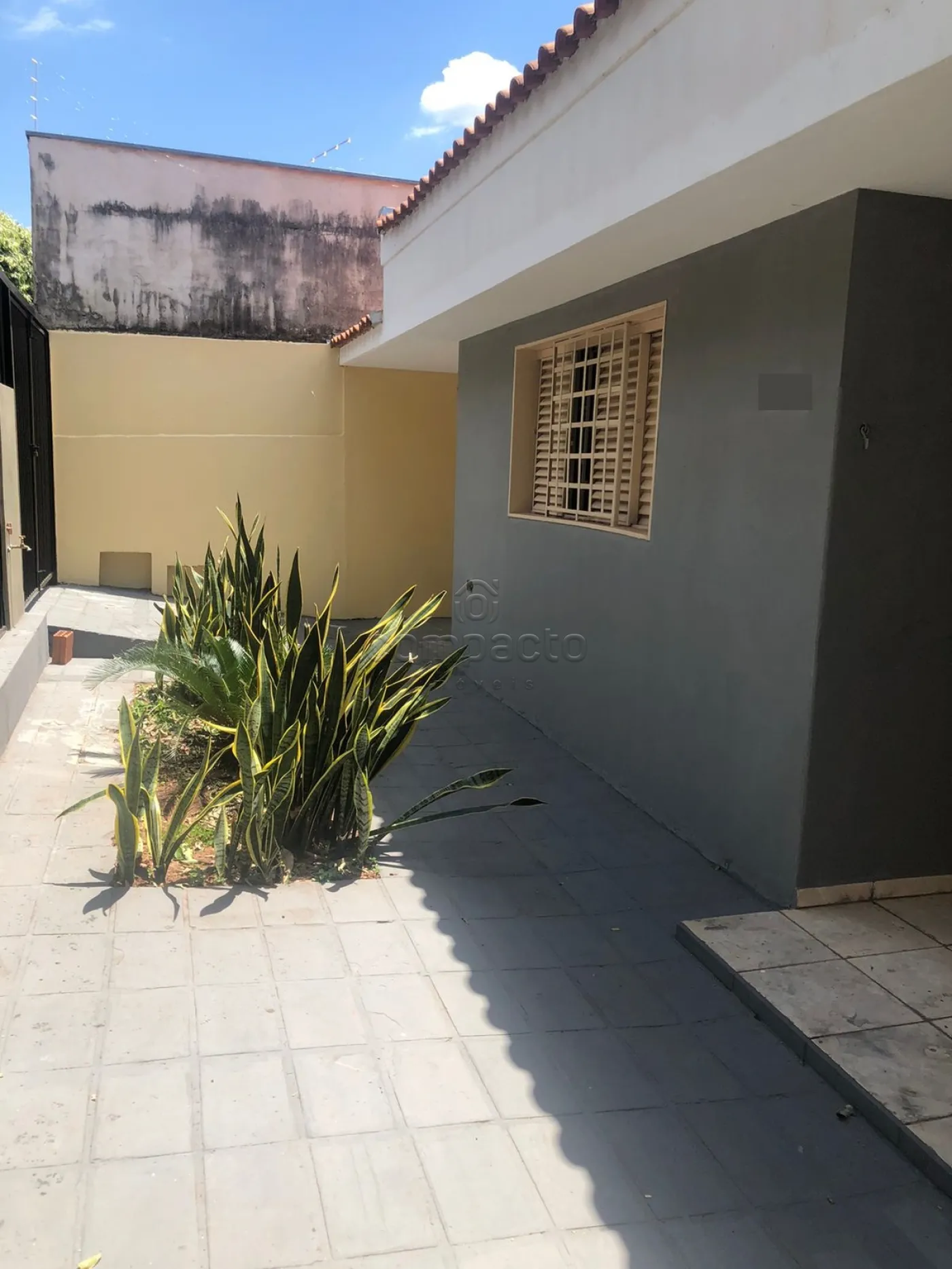 Alugar Casa / Padr&atilde;o em S&atilde;o Jos&eacute; do Rio Preto R$ 1.590,00 - Foto 5