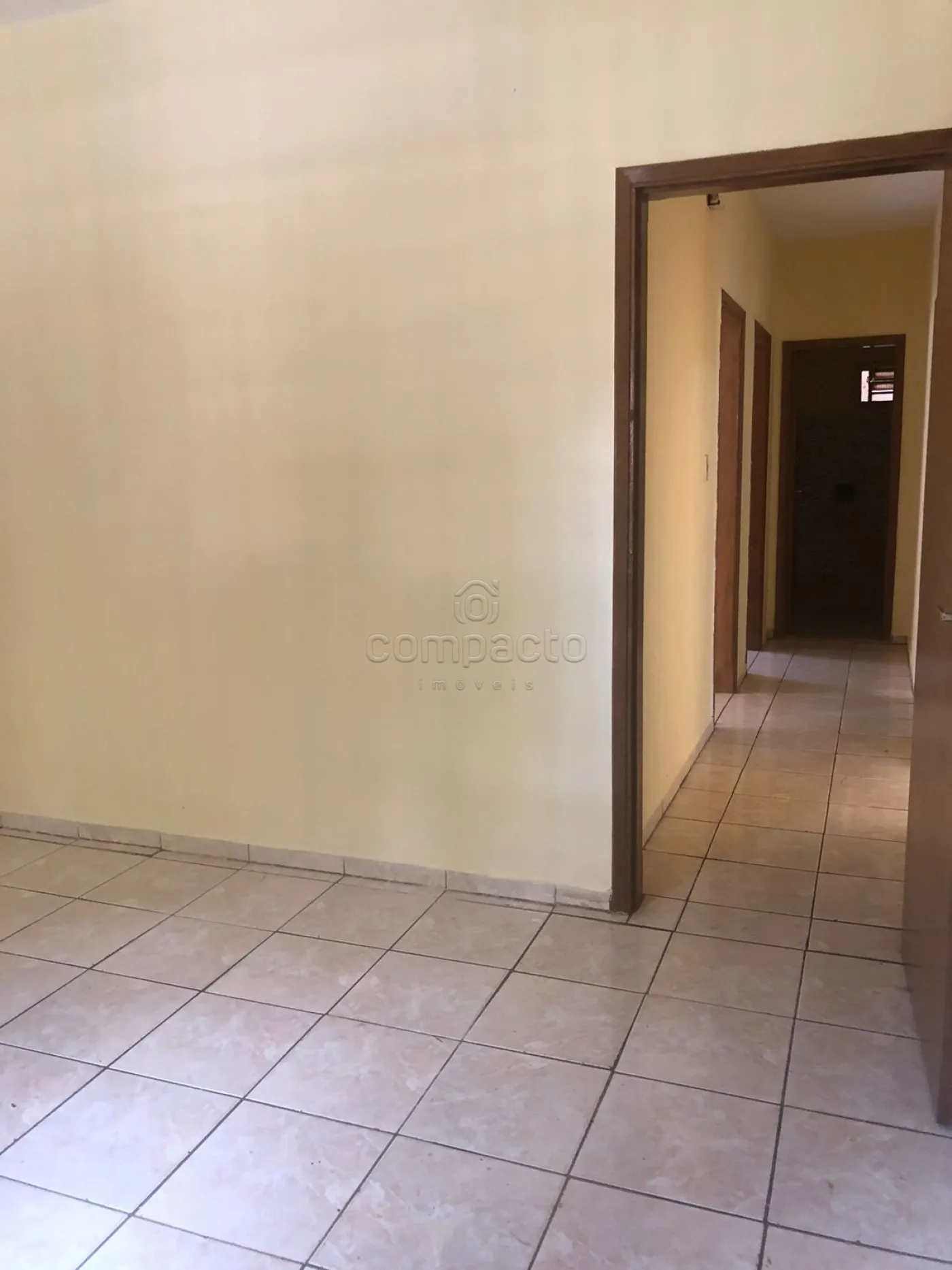 Alugar Casa / Padr&atilde;o em S&atilde;o Jos&eacute; do Rio Preto R$ 1.590,00 - Foto 10