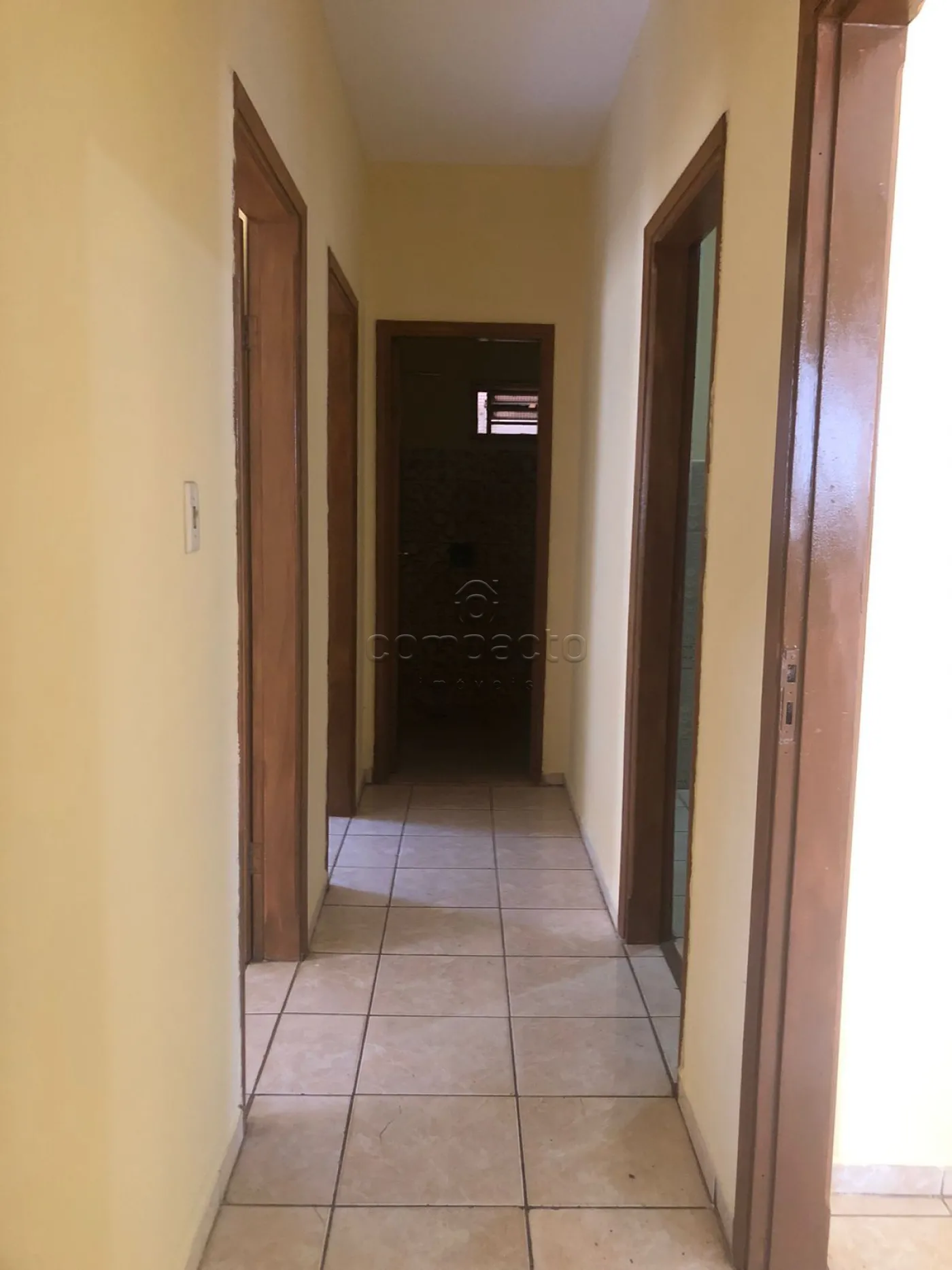 Alugar Casa / Padr&atilde;o em S&atilde;o Jos&eacute; do Rio Preto R$ 1.590,00 - Foto 11