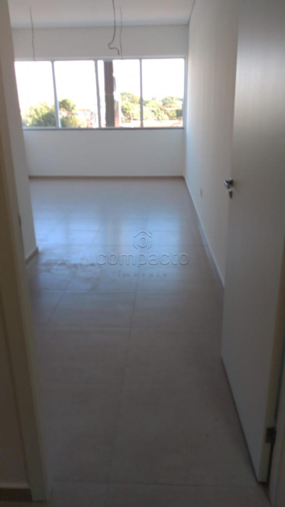 Alugar Comercial / SalaLoja Condom&iacute;nio em S&atilde;o Jos&eacute; do Rio Preto R$ 1.450,00 - Foto 6