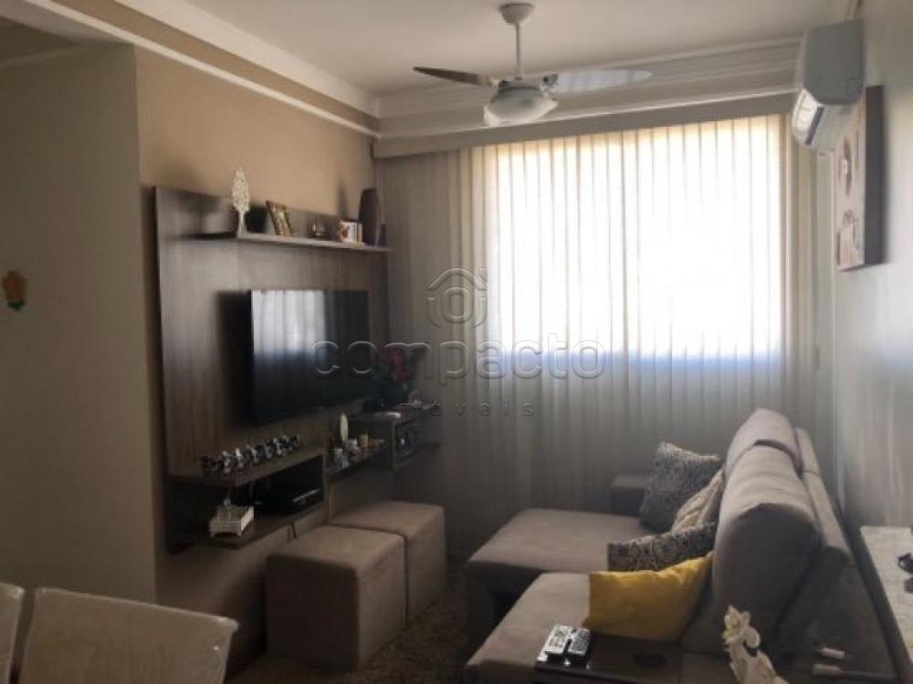 Apartamento 2 Dormitórios | Cozinha Planejada | Excelente Distribuição