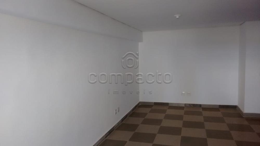 Alugar Comercial / SalaLoja Condom&iacute;nio em S&atilde;o Jos&eacute; do Rio Preto R$ 1.600,00 - Foto 2