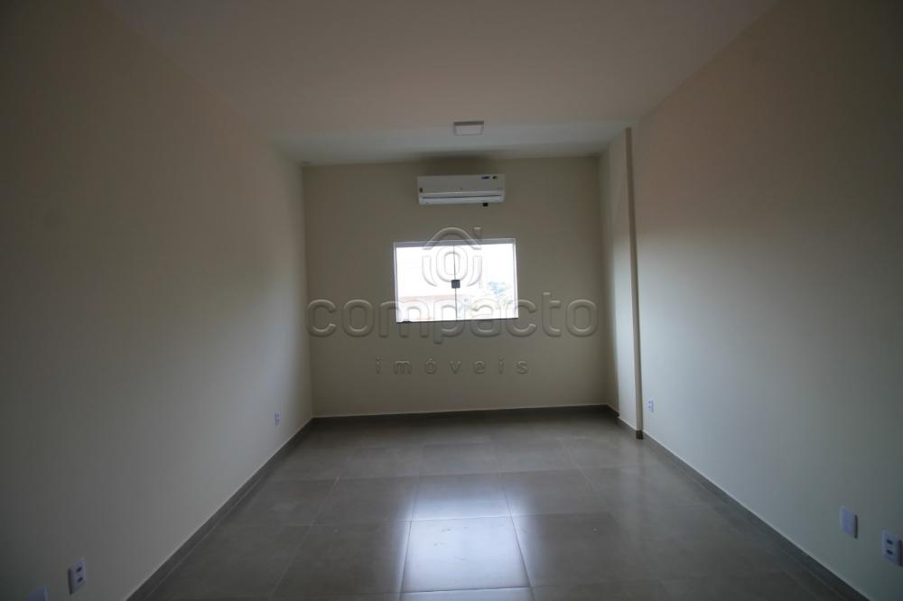 Alugar Comercial / SalaLoja Condom&iacute;nio em S&atilde;o Jos&eacute; do Rio Preto R$ 1.300,00 - Foto 5