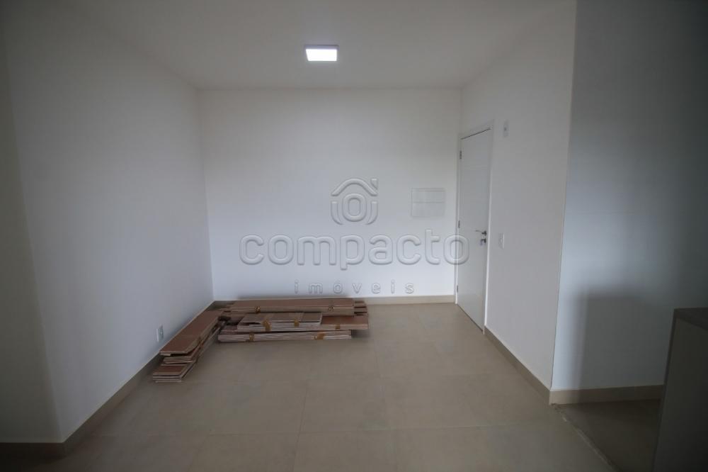 Alugar Apartamento / Padr&atilde;o em S&atilde;o Jos&eacute; do Rio Preto R$ 2.600,00 - Foto 3