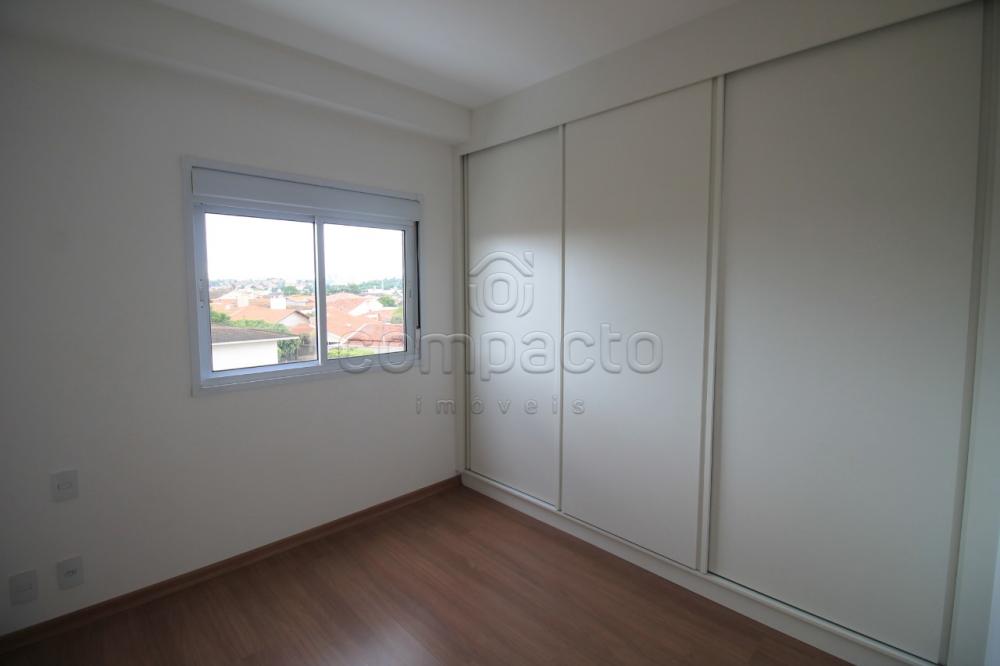Alugar Apartamento / Padr&atilde;o em S&atilde;o Jos&eacute; do Rio Preto R$ 2.600,00 - Foto 4