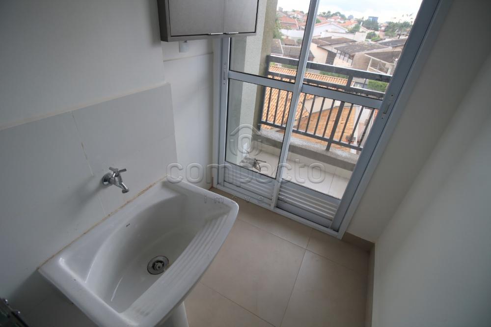 Alugar Apartamento / Padr&atilde;o em S&atilde;o Jos&eacute; do Rio Preto R$ 2.600,00 - Foto 13