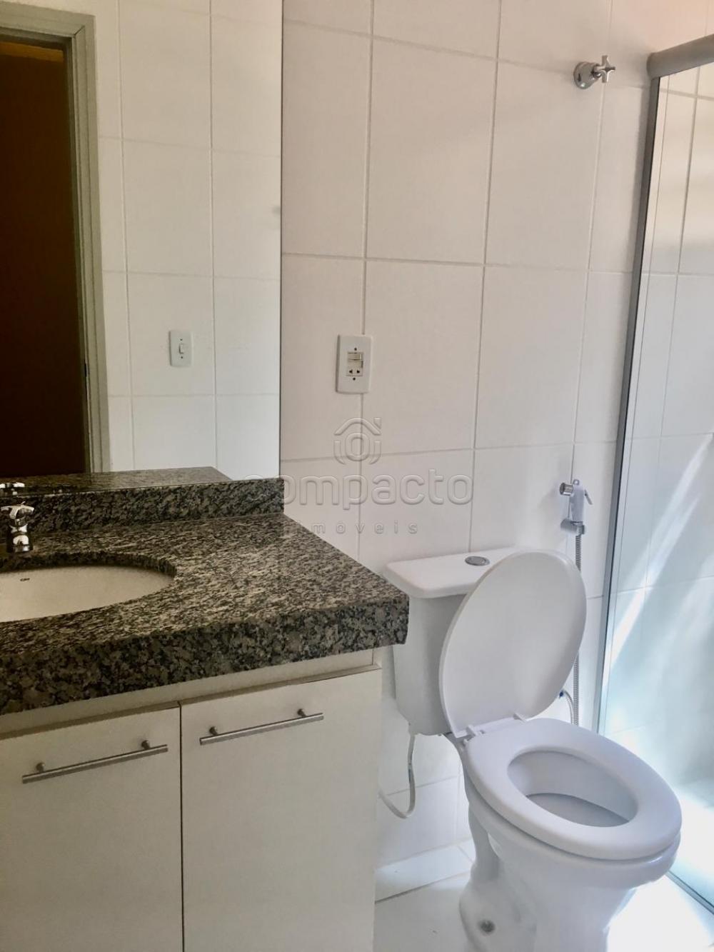 Alugar Casa / Condom&iacute;nio em S&atilde;o Jos&eacute; do Rio Preto R$ 3.600,00 - Foto 10