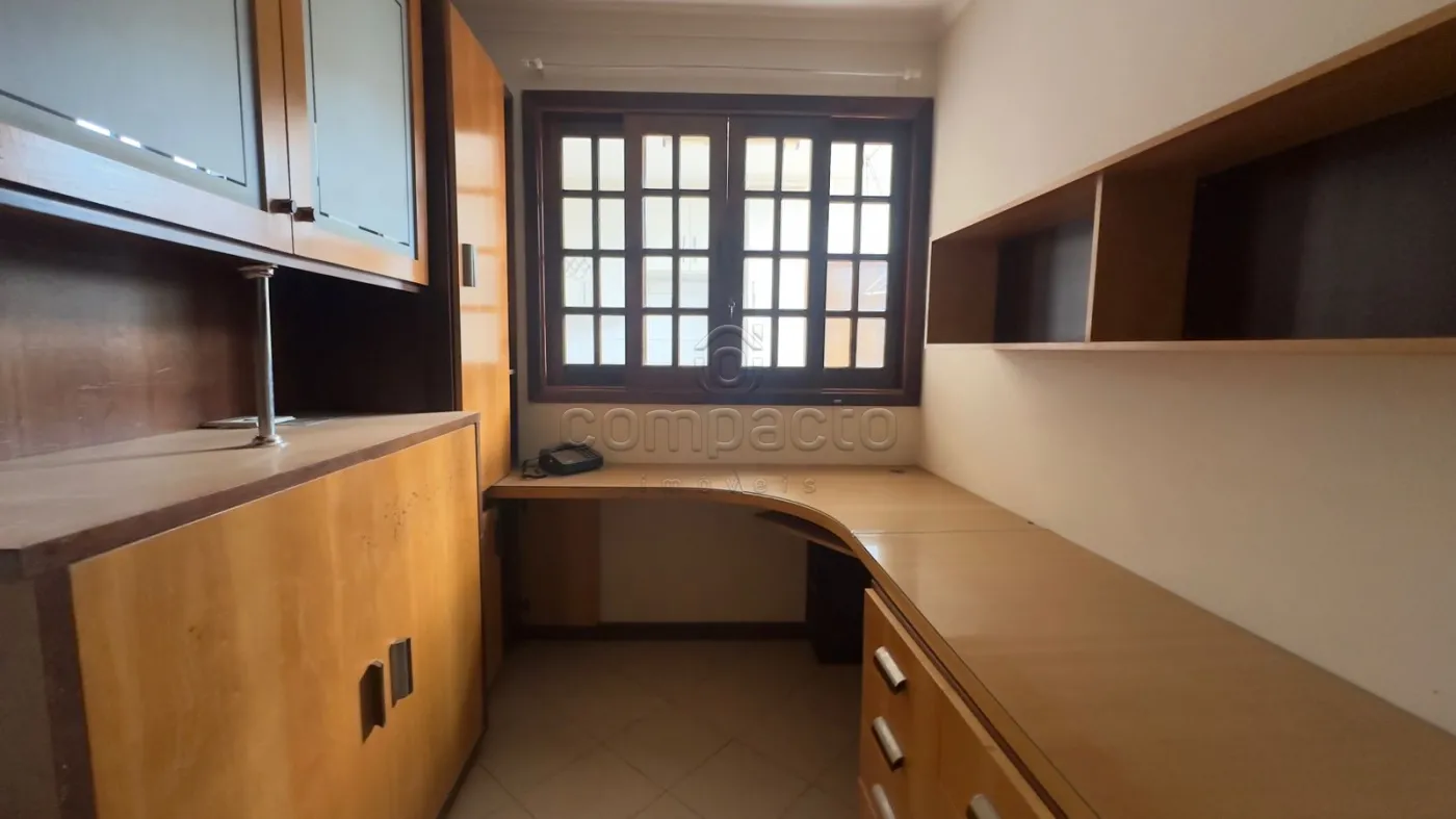 Alugar Casa / Padr&atilde;o em S&atilde;o Jos&eacute; do Rio Preto R$ 6.800,00 - Foto 9