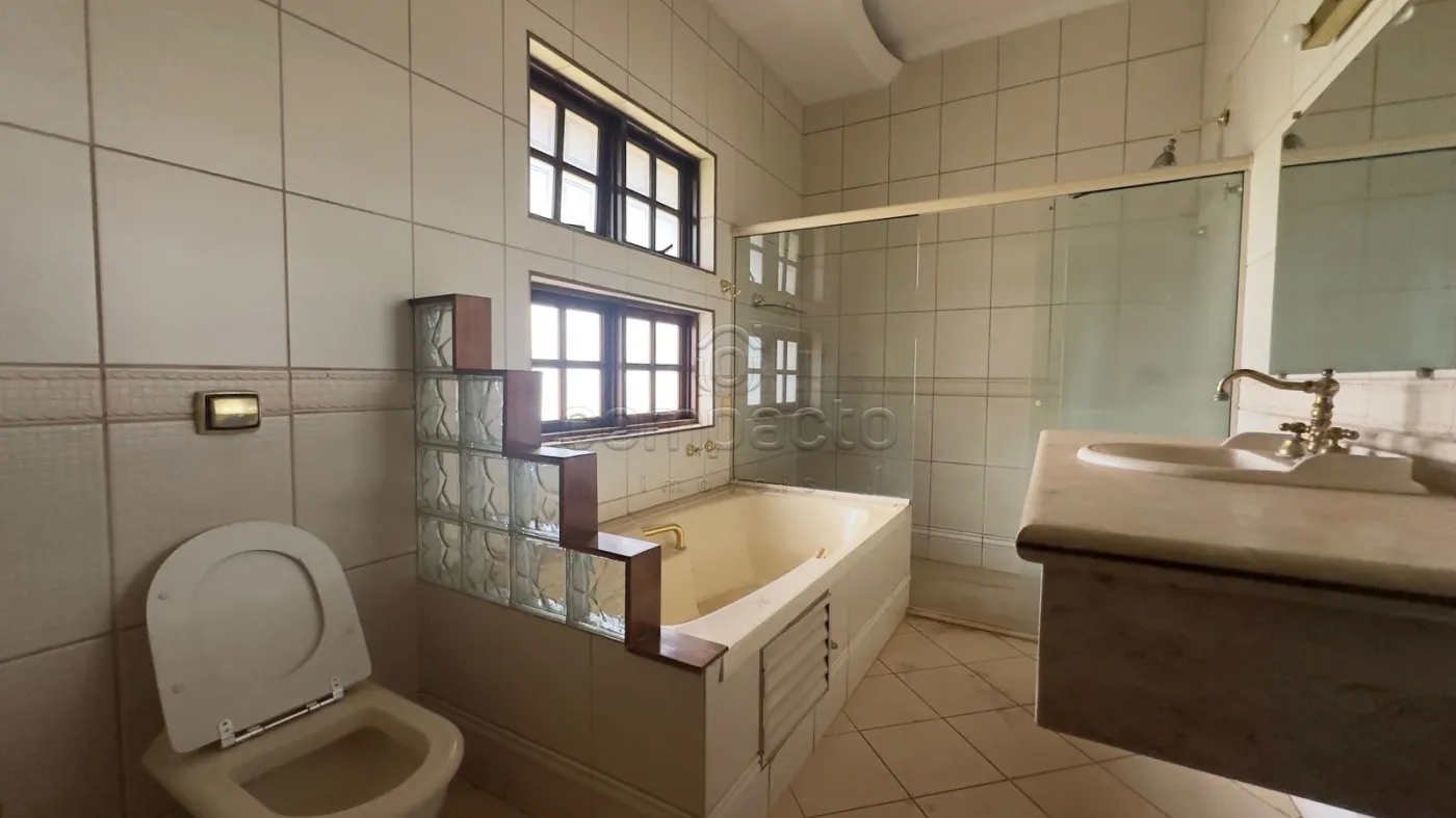 Alugar Casa / Padr&atilde;o em S&atilde;o Jos&eacute; do Rio Preto R$ 6.800,00 - Foto 12