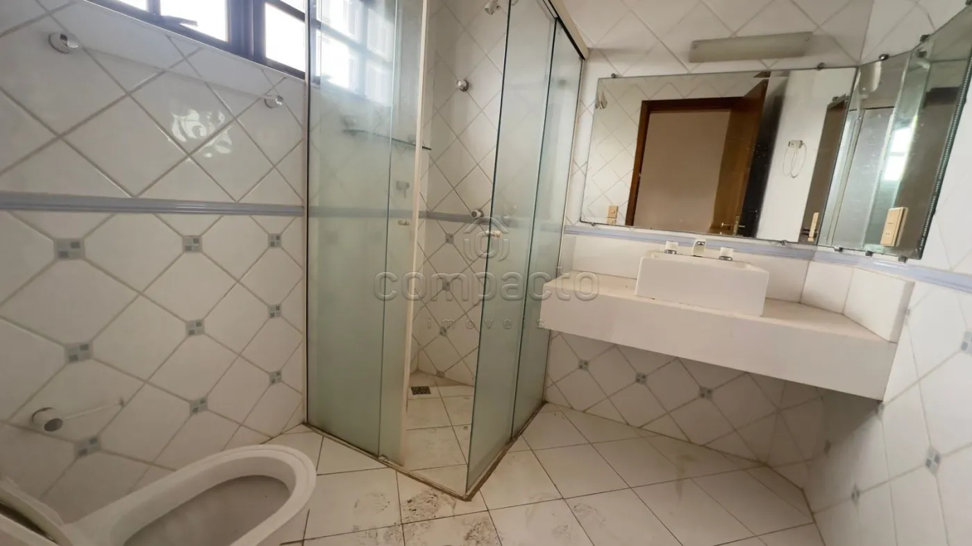 Alugar Casa / Padr&atilde;o em S&atilde;o Jos&eacute; do Rio Preto R$ 6.800,00 - Foto 14