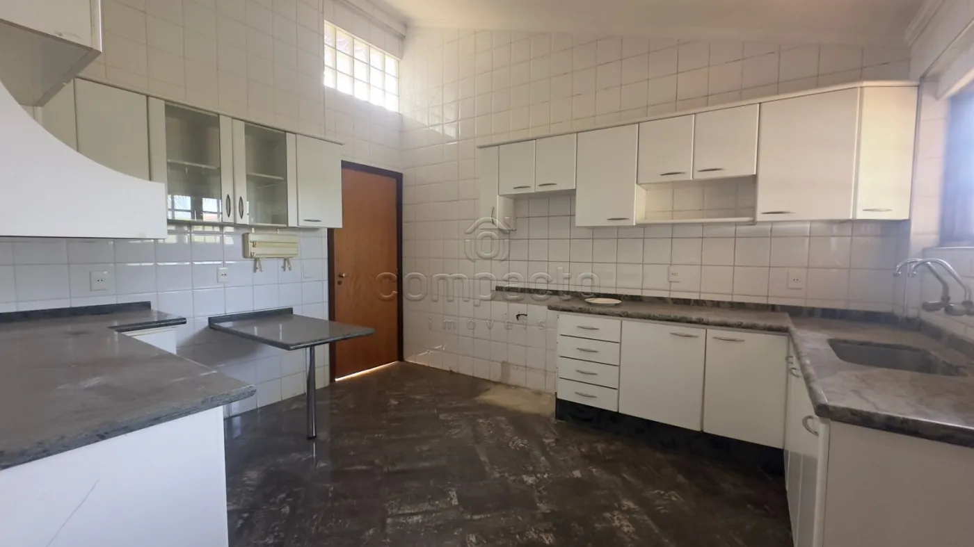 Alugar Casa / Padr&atilde;o em S&atilde;o Jos&eacute; do Rio Preto R$ 6.800,00 - Foto 17