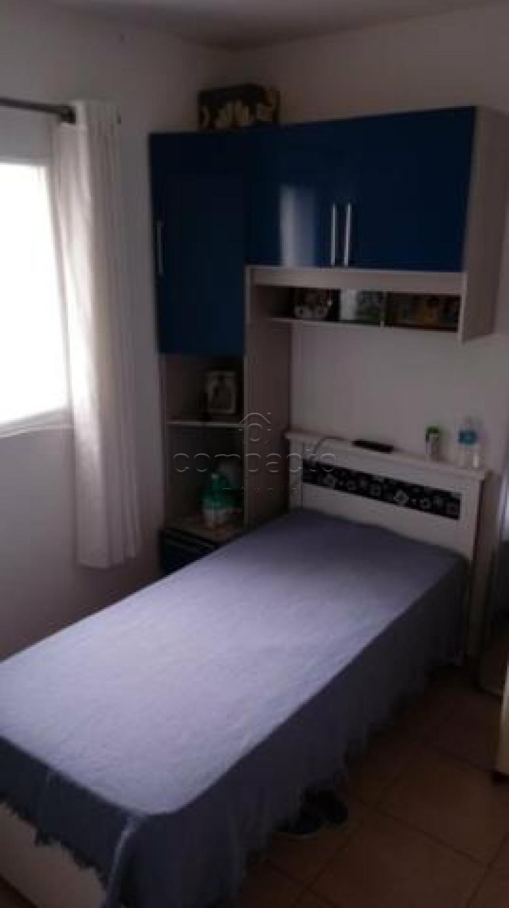 Comprar Apartamento / Padr&atilde;o em S&atilde;o Jos&eacute; do Rio Preto R$ 148.000,00 - Foto 3