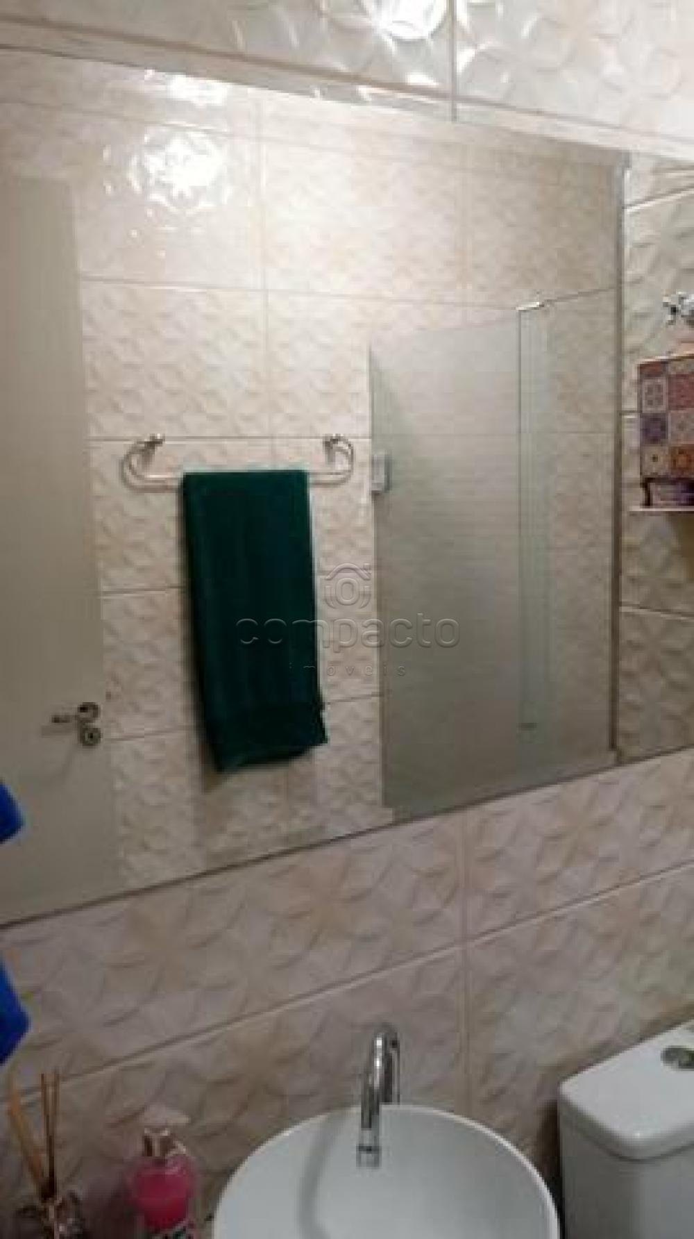 Comprar Apartamento / Padr&atilde;o em S&atilde;o Jos&eacute; do Rio Preto R$ 148.000,00 - Foto 5