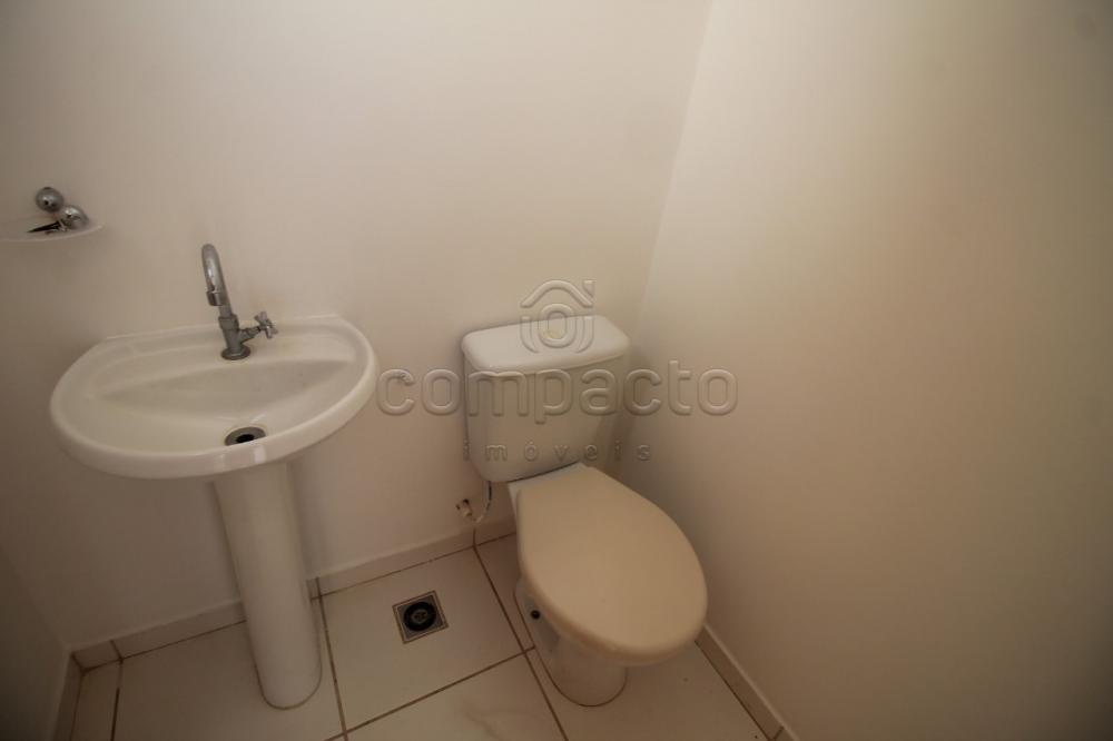Alugar Comercial / SalaLoja Condom&iacute;nio em S&atilde;o Jos&eacute; do Rio Preto R$ 550,00 - Foto 4