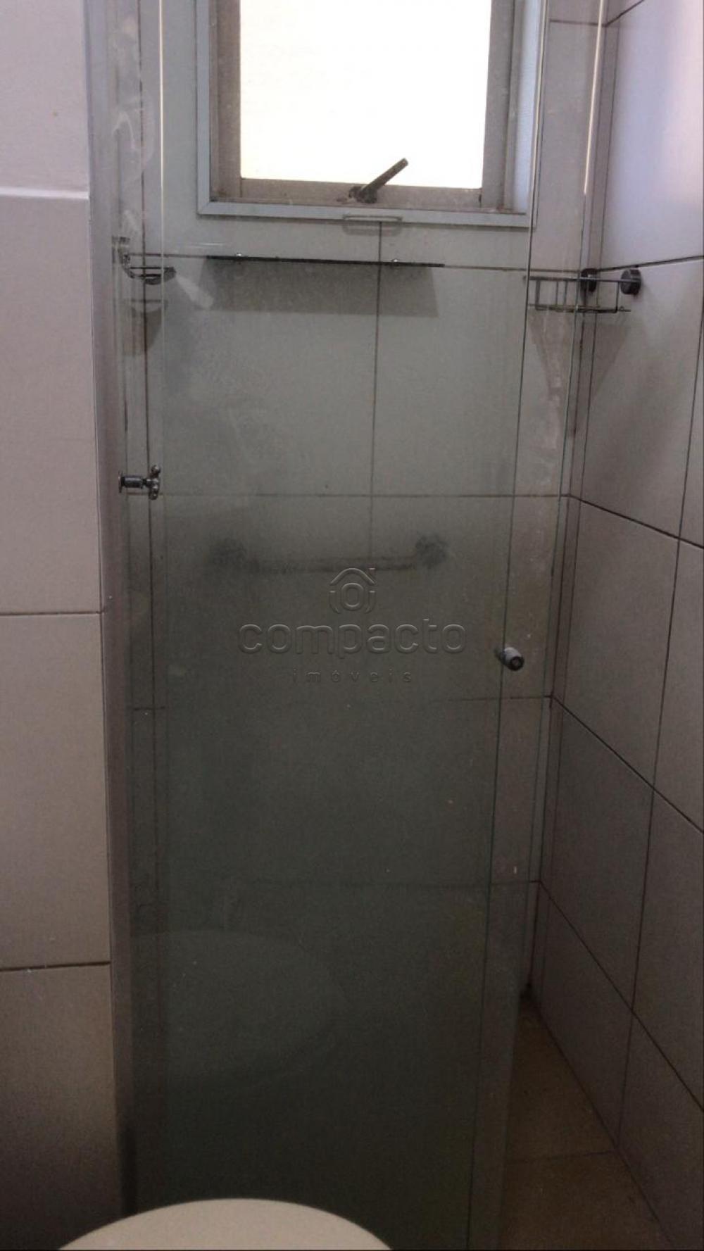 Comprar Apartamento / Padr&atilde;o em S&atilde;o Jos&eacute; do Rio Preto R$ 165.000,00 - Foto 8