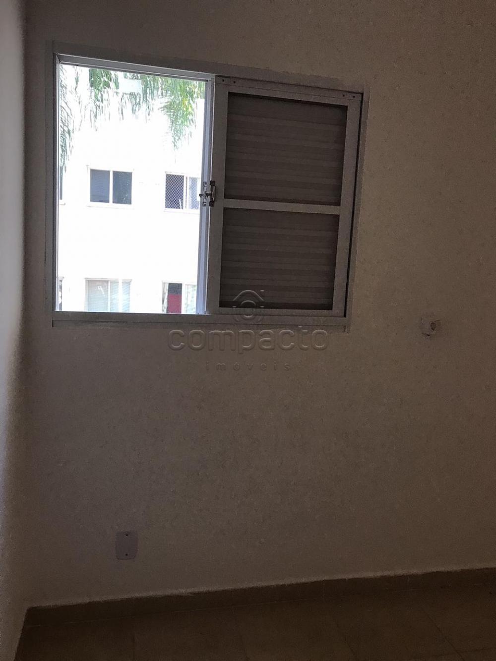 Comprar Apartamento / Padr&atilde;o em S&atilde;o Jos&eacute; do Rio Preto R$ 165.000,00 - Foto 9