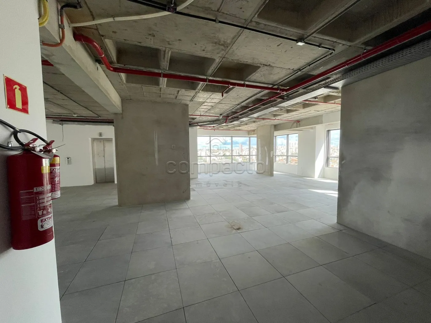 Alugar Comercial / SalaLoja Condom&iacute;nio em S&atilde;o Jos&eacute; do Rio Preto R$ 22.000,00 - Foto 4