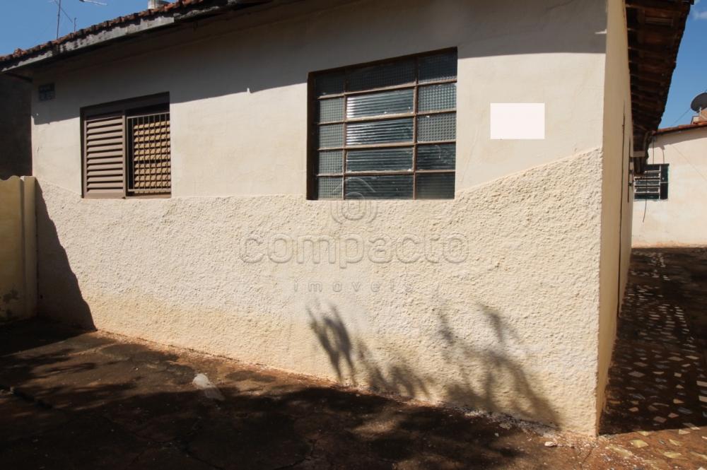 Casa Residencial 2 Dormitórios | Ambientes Amplos e Funcional