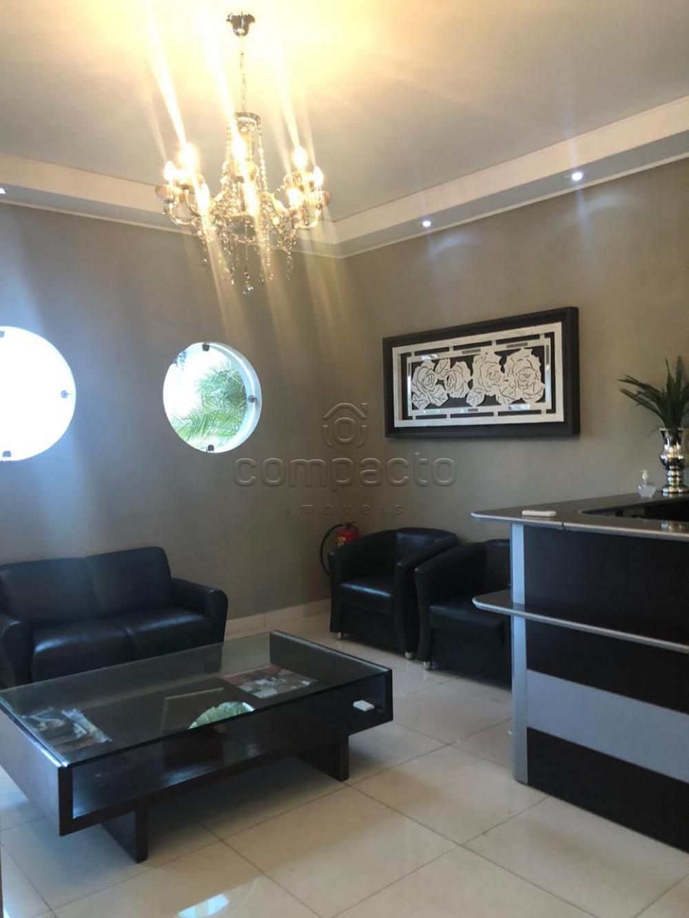 Comercial Casa em São José do Rio Preto