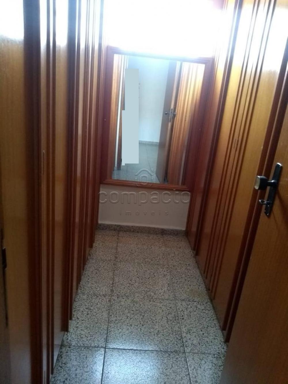 Alugar Casa / Padr&atilde;o em S&atilde;o Jos&eacute; do Rio Preto R$ 6.000,00 - Foto 6