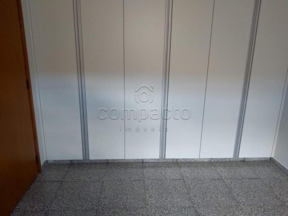 Alugar Casa / Padr&atilde;o em S&atilde;o Jos&eacute; do Rio Preto R$ 6.000,00 - Foto 9