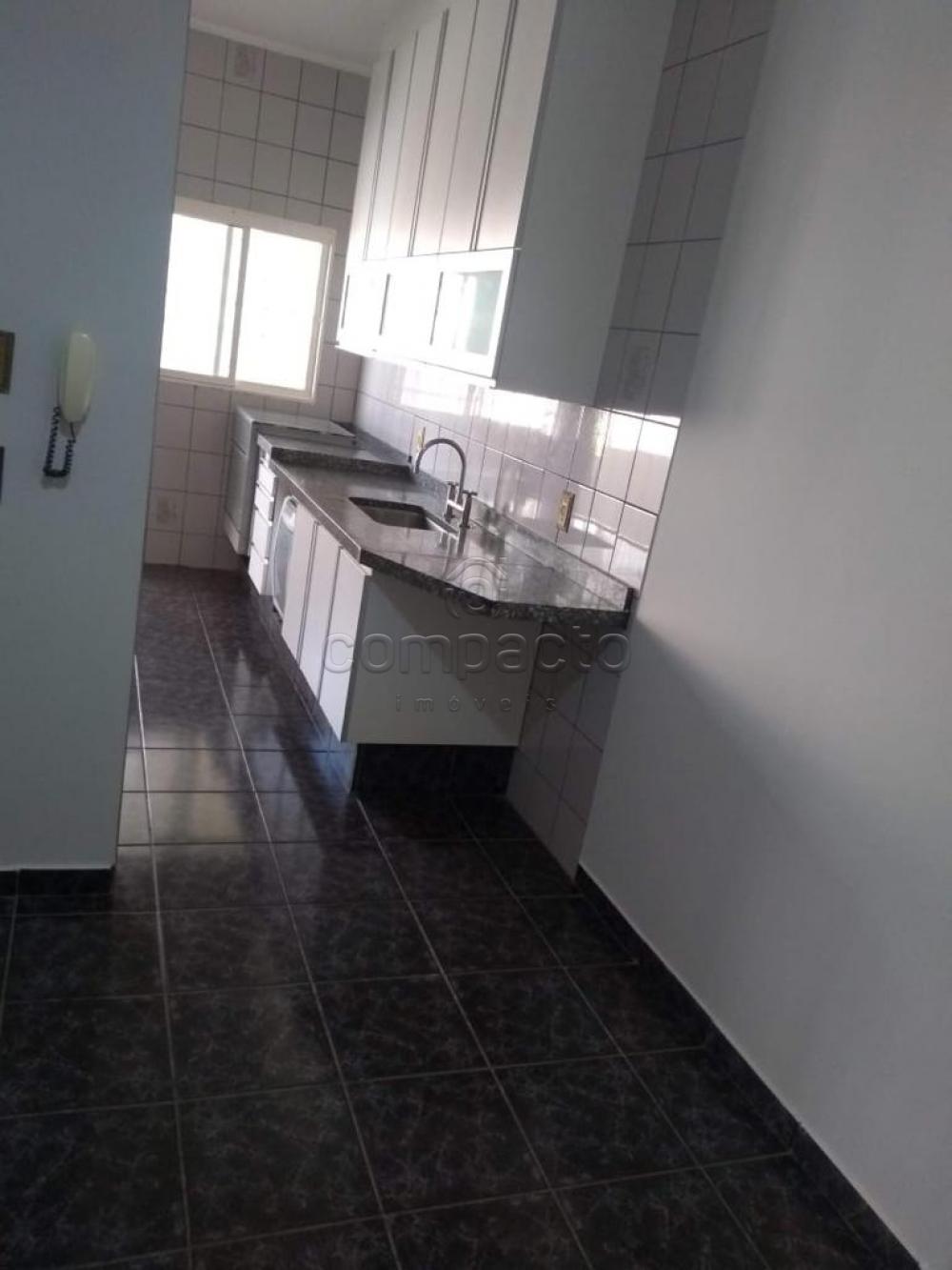 Alugar Casa / Padr&atilde;o em S&atilde;o Jos&eacute; do Rio Preto R$ 6.000,00 - Foto 13