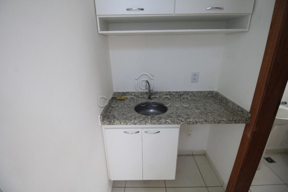 Alugar Comercial / SalaLoja Condom&iacute;nio em S&atilde;o Jos&eacute; do Rio Preto R$ 1.200,00 - Foto 5