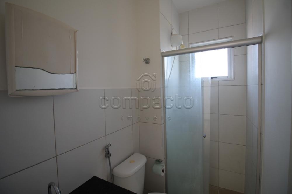 Alugar Apartamento / Padr&atilde;o em S&atilde;o Jos&eacute; do Rio Preto R$ 850,00 - Foto 8