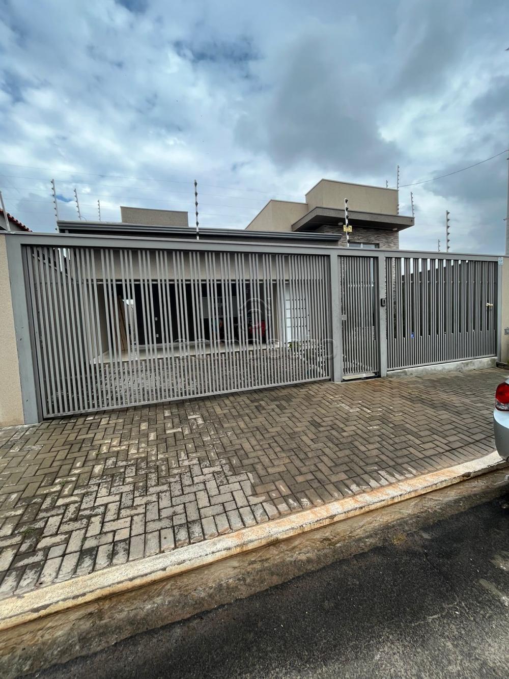 Casa Térrea para Venda | 3 Quartos | 1 Suíte | 190m² | Cedral