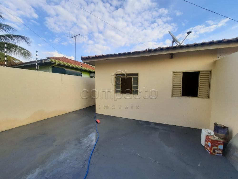 Alugar Casa / Padr&atilde;o em S&atilde;o Jos&eacute; do Rio Preto R$ 1.100,00 - Foto 2