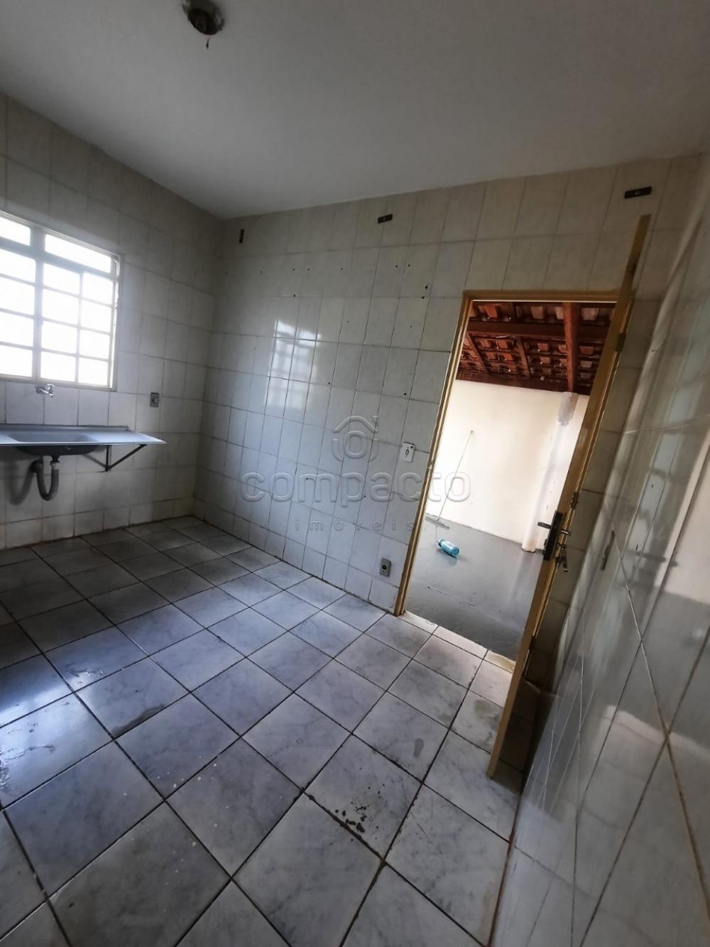 Alugar Casa / Padr&atilde;o em S&atilde;o Jos&eacute; do Rio Preto R$ 1.100,00 - Foto 6