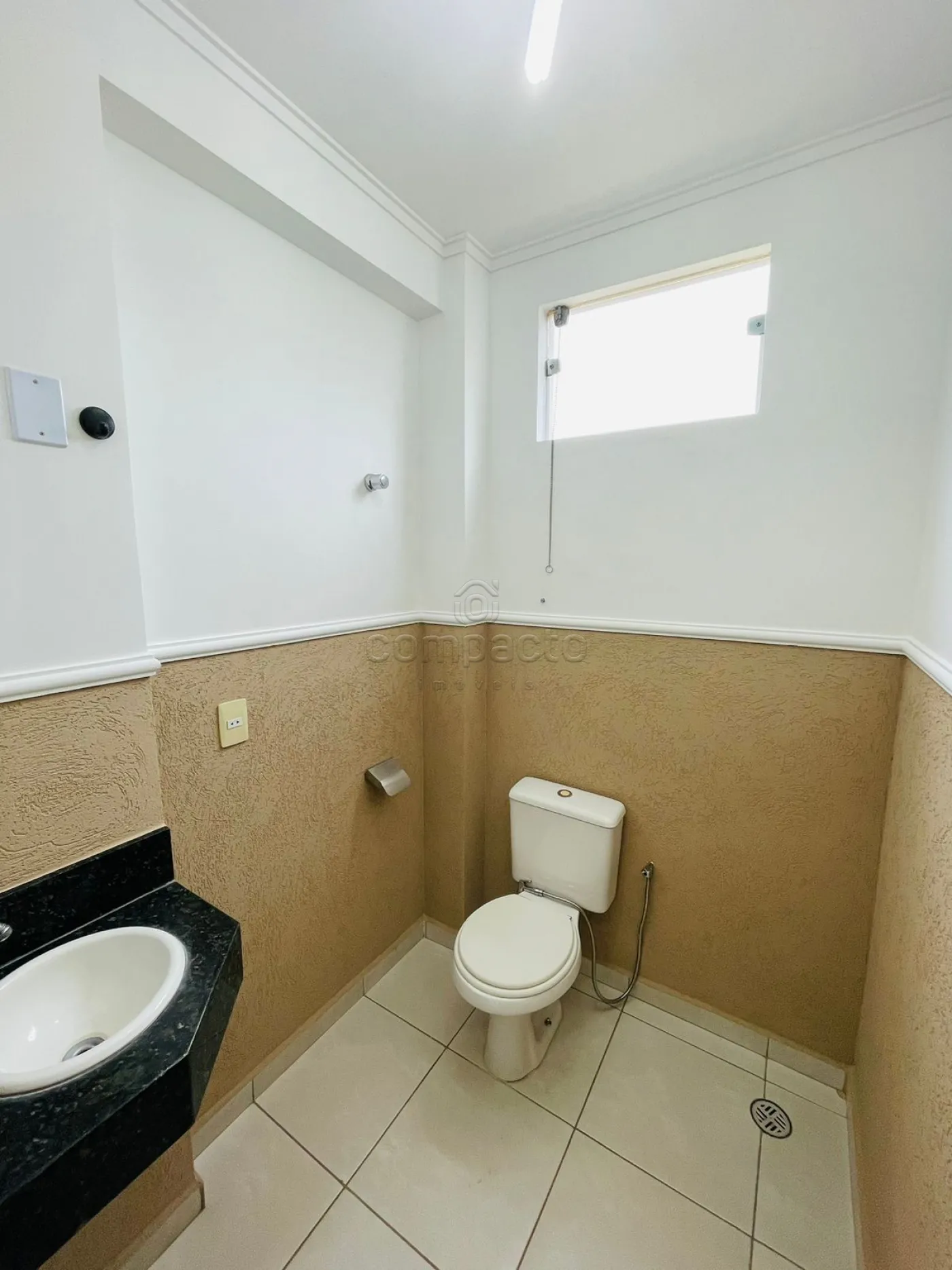 Alugar Comercial / SalaLoja Condom&iacute;nio em S&atilde;o Jos&eacute; do Rio Preto R$ 1.850,00 - Foto 5