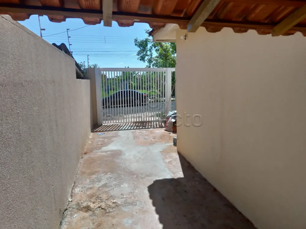 Alugar Casa / Padr&atilde;o em S&atilde;o Jos&eacute; do Rio Preto R$ 1.200,00 - Foto 2