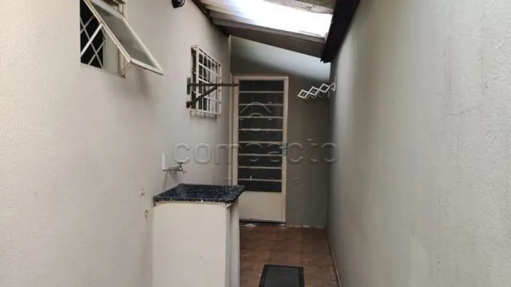 Alugar Casa / Padr&atilde;o em S&atilde;o Jos&eacute; do Rio Preto R$ 1.800,00 - Foto 6