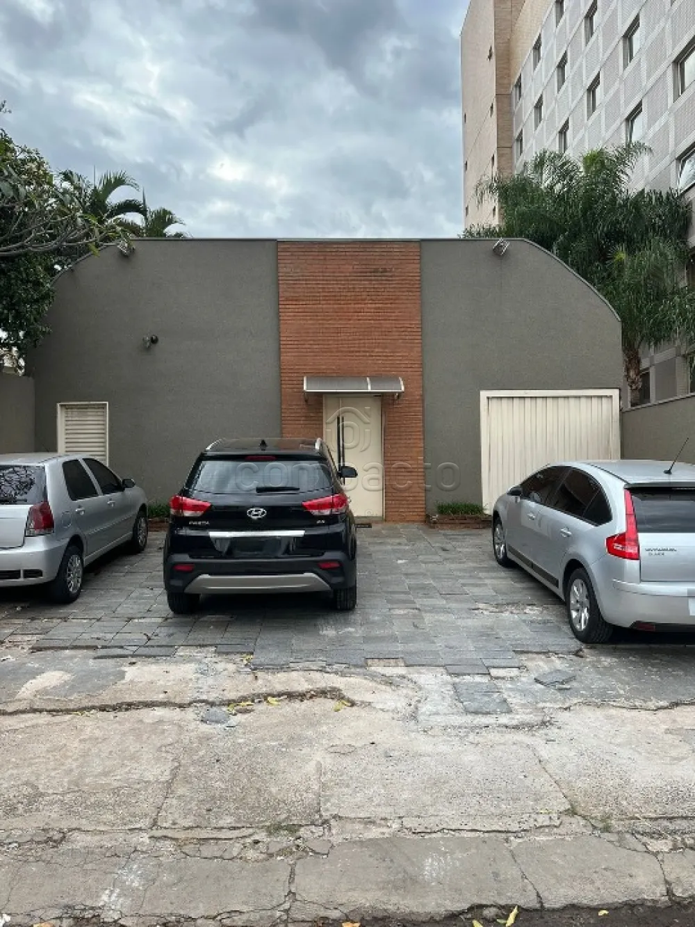 Alugar Comercial / Sala em S&atilde;o Jos&eacute; do Rio Preto R$ 1.100,00 - Foto 1