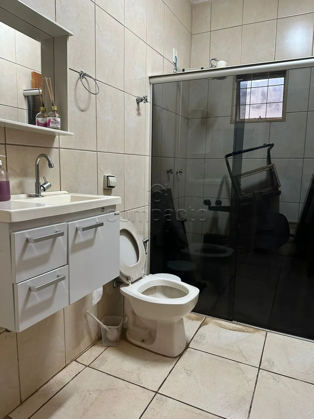 Alugar Comercial / Sala em S&atilde;o Jos&eacute; do Rio Preto R$ 1.100,00 - Foto 6