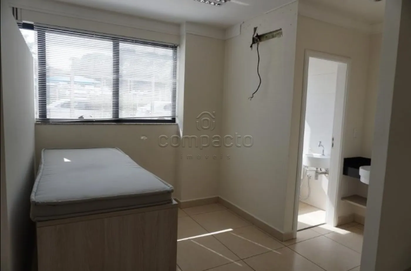 Alugar Comercial / SalaLoja Condom&iacute;nio em S&atilde;o Jos&eacute; do Rio Preto R$ 4.600,00 - Foto 6
