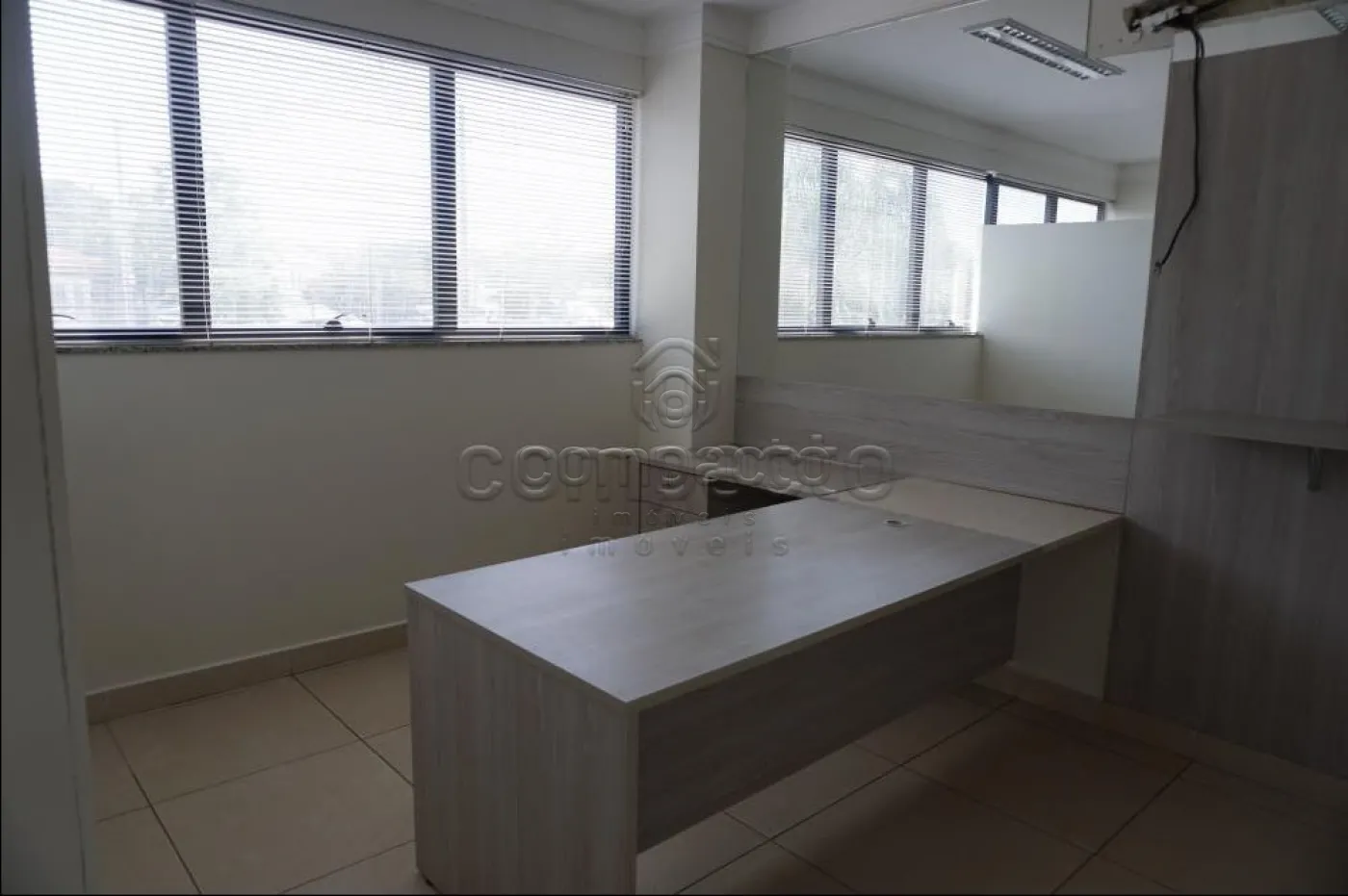 Alugar Comercial / SalaLoja Condom&iacute;nio em S&atilde;o Jos&eacute; do Rio Preto R$ 4.600,00 - Foto 11