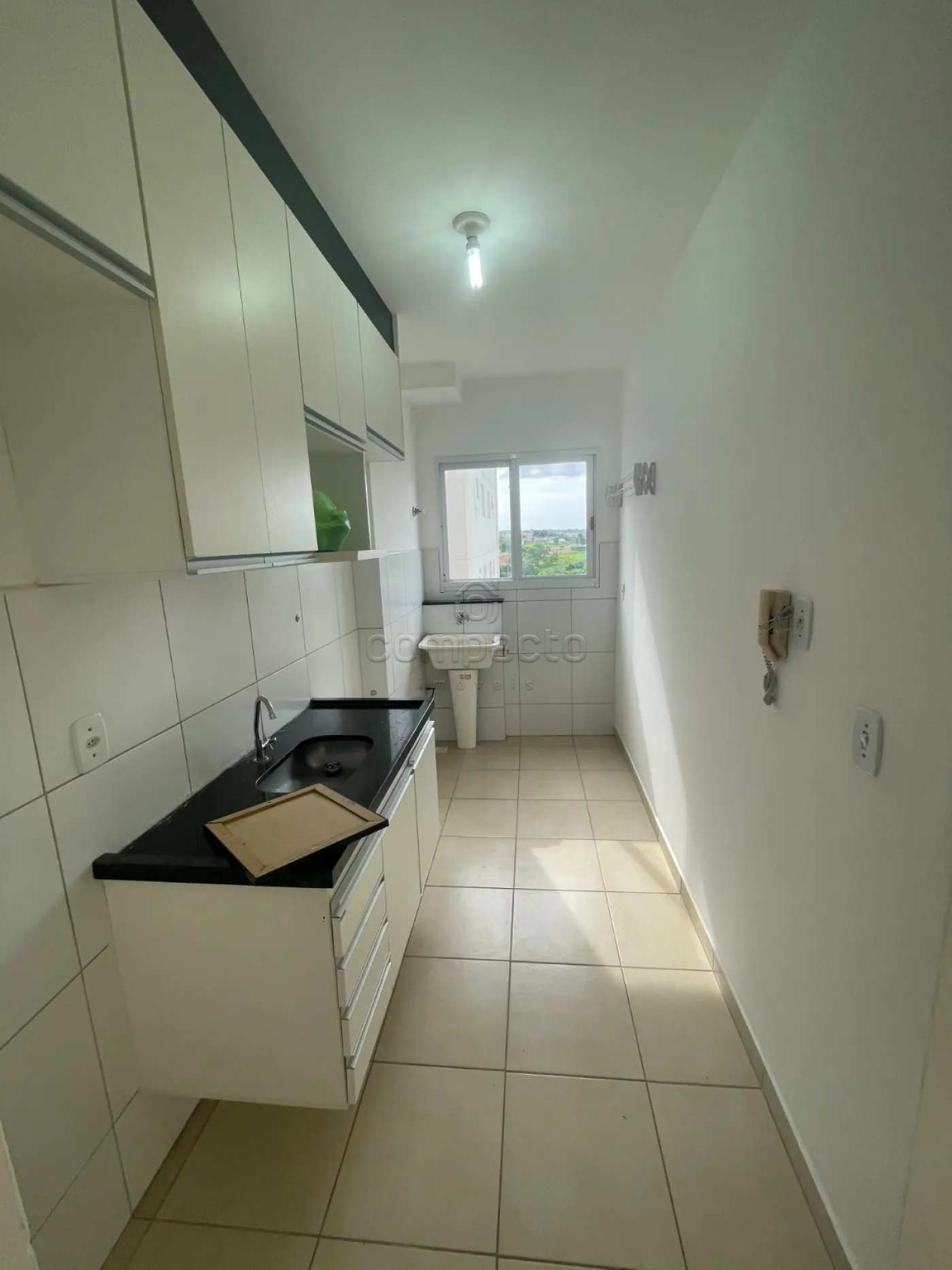 Alugar Apartamento / Padr&atilde;o em S&atilde;o Jos&eacute; do Rio Preto R$ 1.300,00 - Foto 7