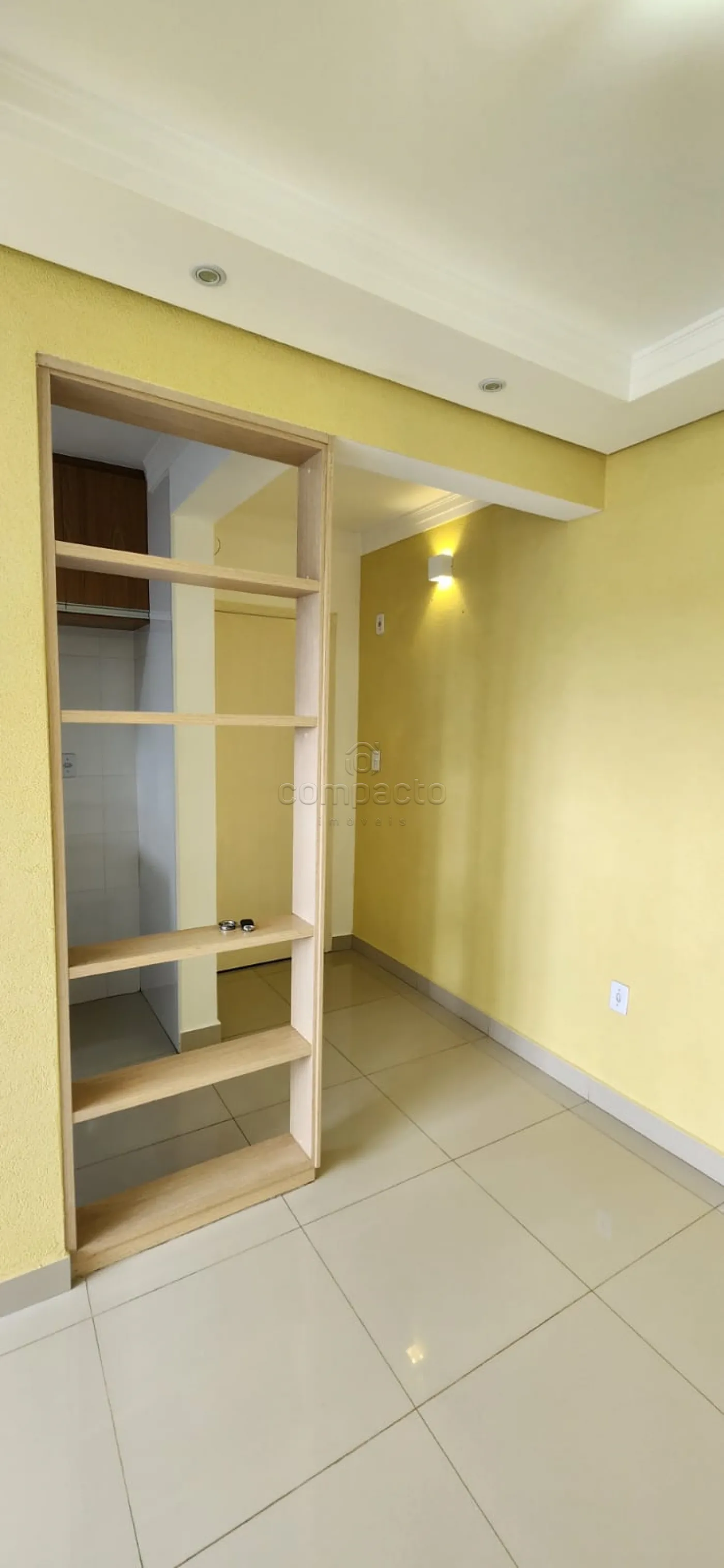 Alugar Apartamento / Padr&atilde;o em S&atilde;o Jos&eacute; do Rio Preto R$ 1.000,00 - Foto 3