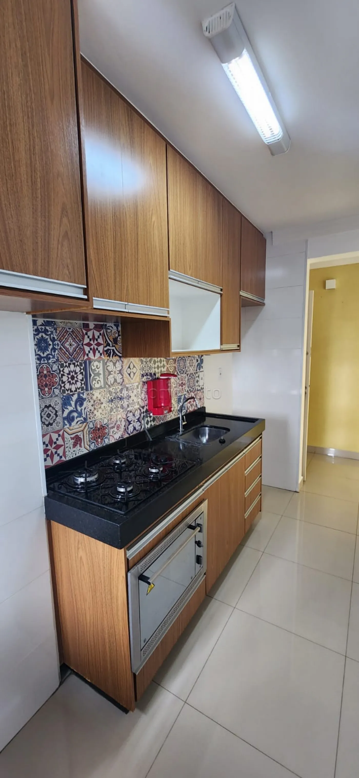 Alugar Apartamento / Padr&atilde;o em S&atilde;o Jos&eacute; do Rio Preto R$ 1.000,00 - Foto 5