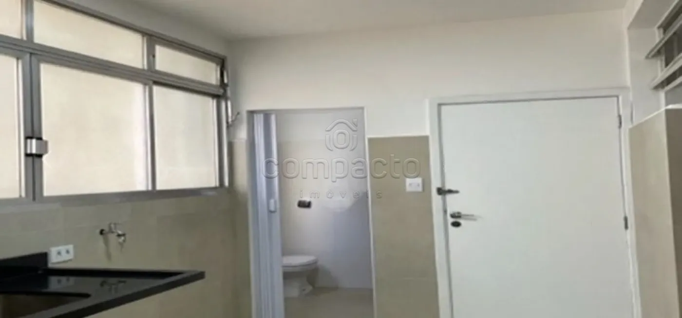 Alugar Apartamento / Padr&atilde;o em S&atilde;o Paulo R$ 9.000,00 - Foto 16