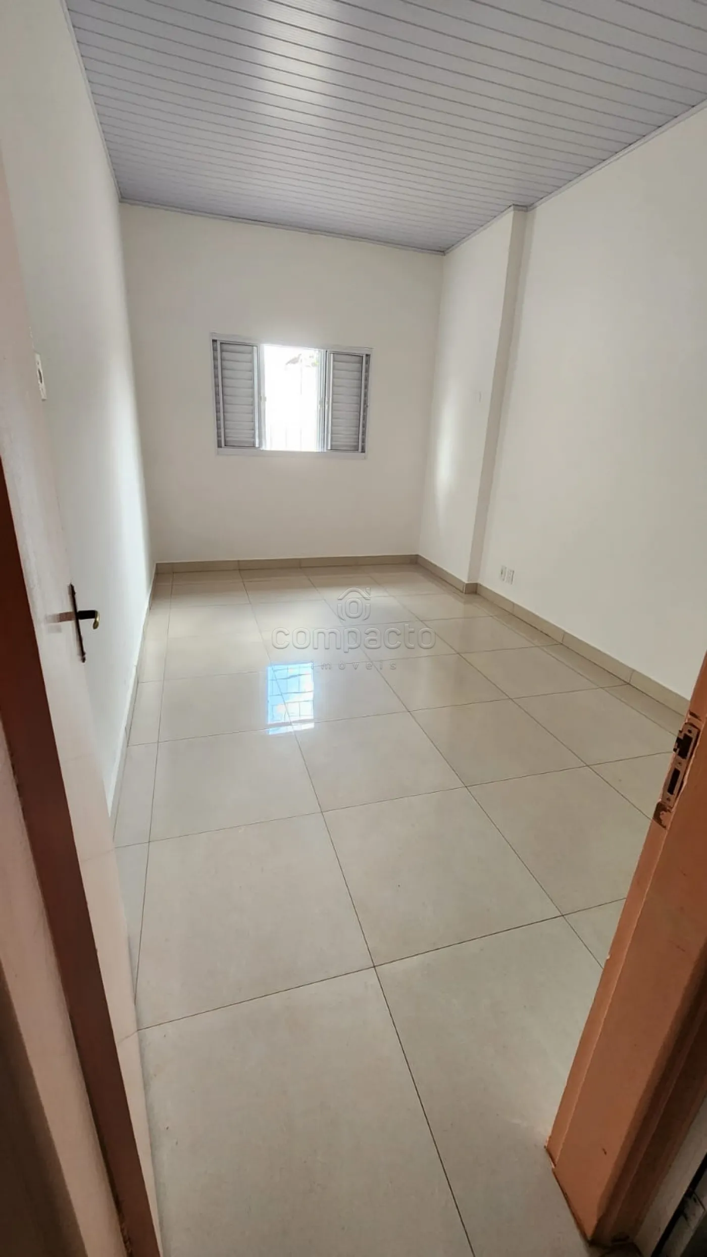Alugar Casa / Padr&atilde;o em S&atilde;o Jos&eacute; do Rio Preto R$ 2.500,00 - Foto 11