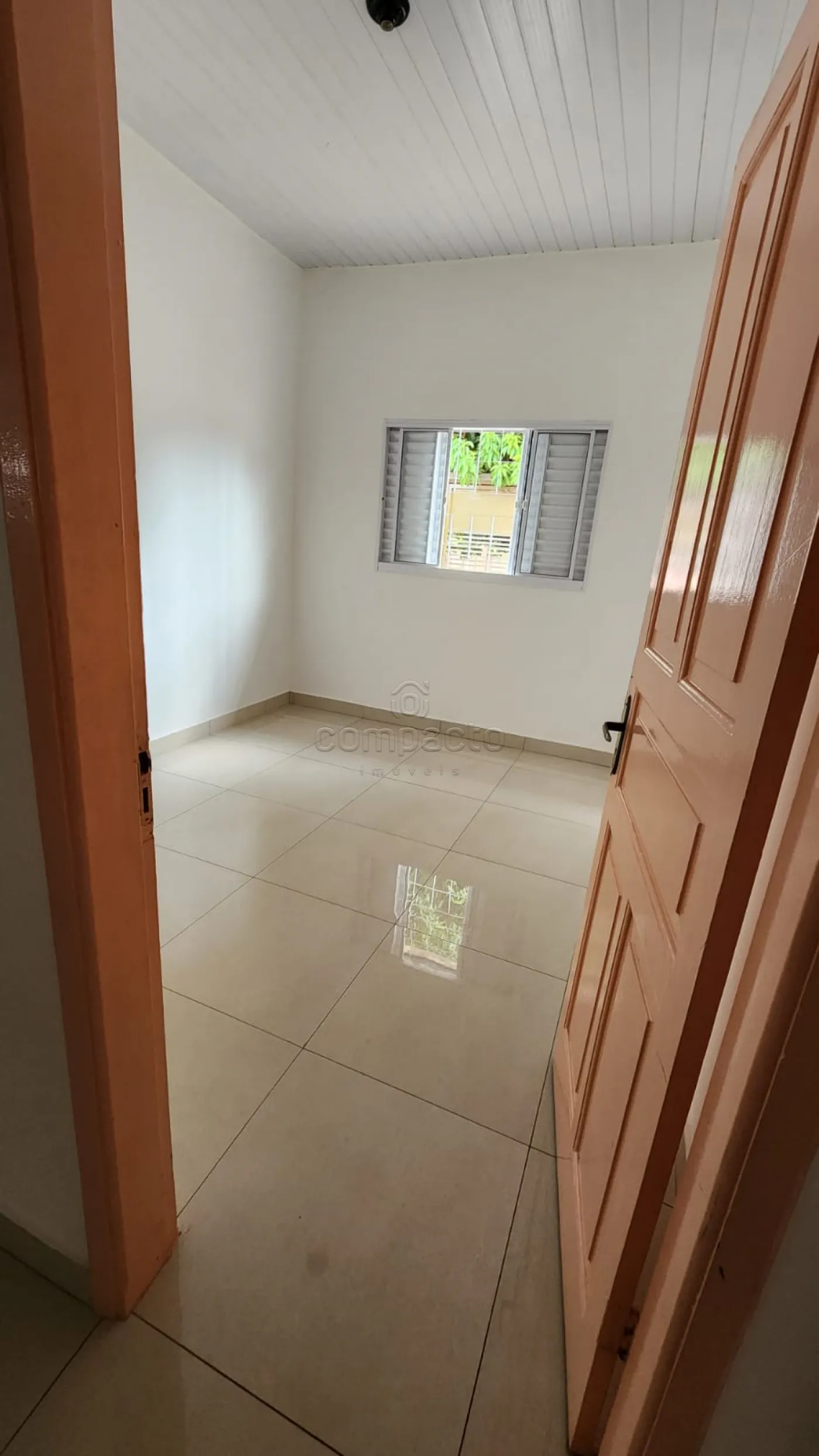 Alugar Casa / Padr&atilde;o em S&atilde;o Jos&eacute; do Rio Preto R$ 2.500,00 - Foto 12