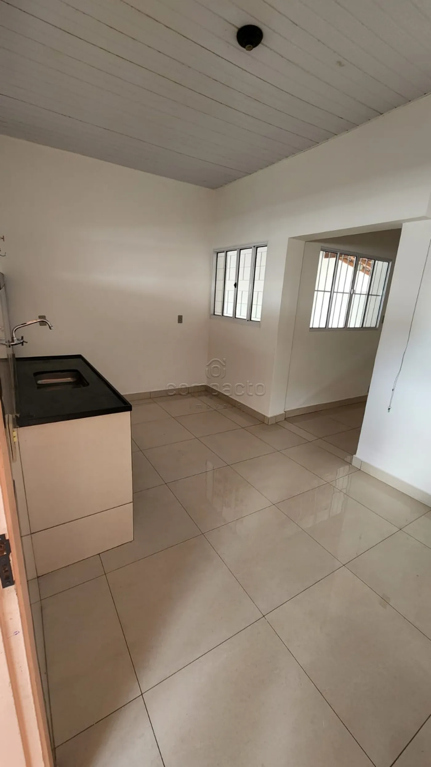Alugar Casa / Padr&atilde;o em S&atilde;o Jos&eacute; do Rio Preto R$ 2.500,00 - Foto 14