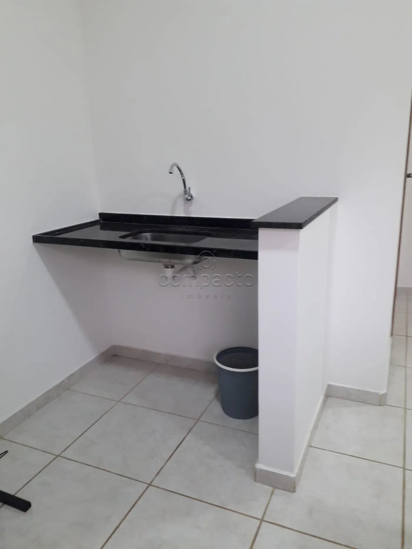 Comprar Comercial / SalaLoja Condom&iacute;nio em S&atilde;o Jos&eacute; do Rio Preto R$ 120.000,00 - Foto 6