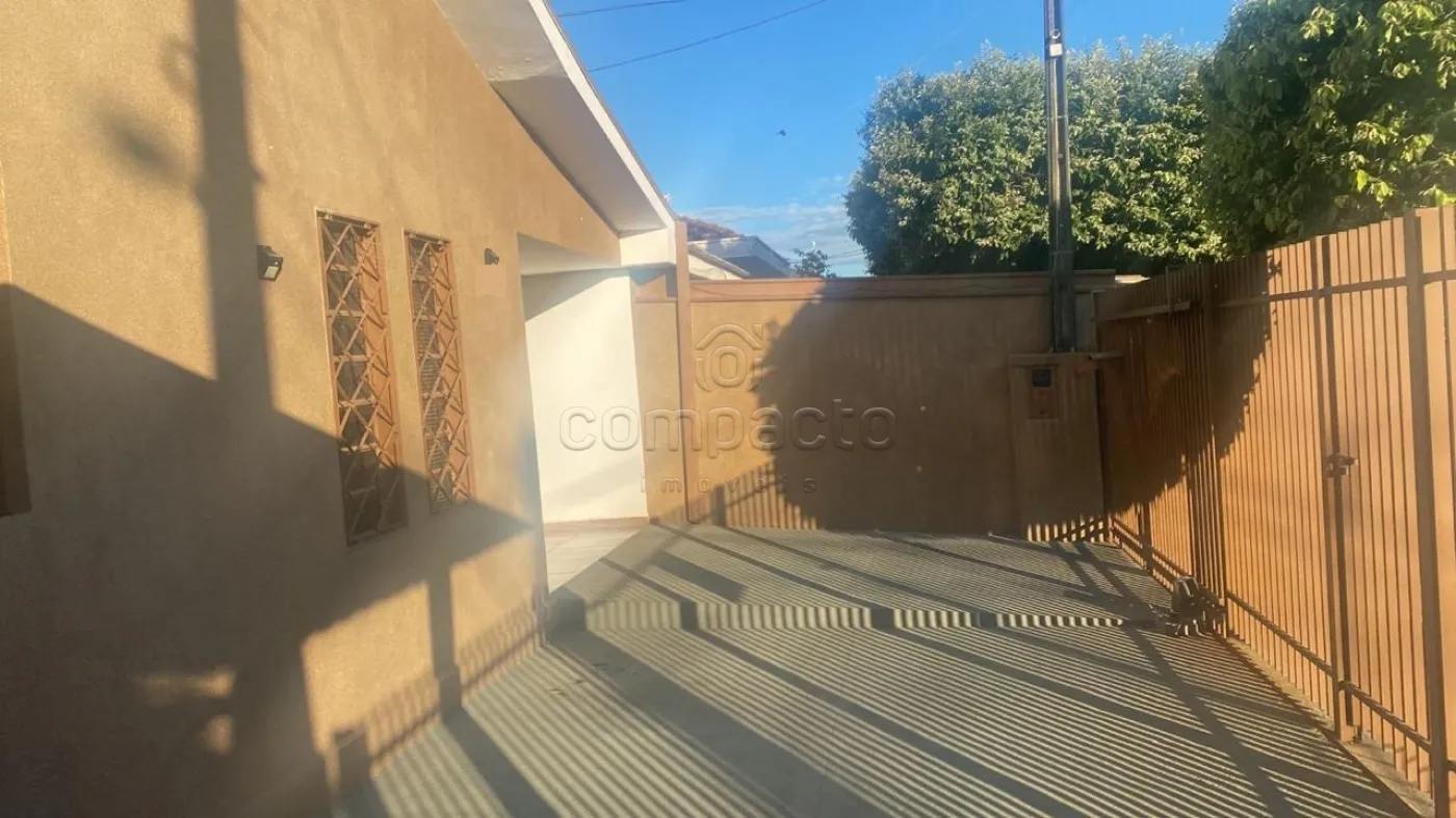 Comprar Casa / Padr&atilde;o em S&atilde;o Jos&eacute; do Rio Preto R$ 480.000,00 - Foto 2