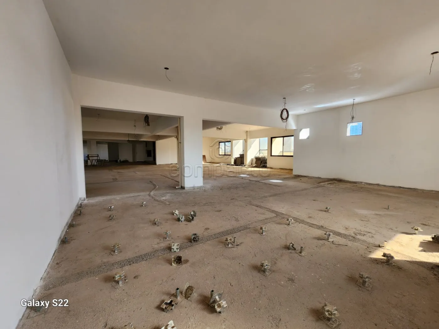 Alugar Comercial / SalaLoja Condom&iacute;nio em S&atilde;o Jos&eacute; do Rio Preto R$ 25.000,00 - Foto 13