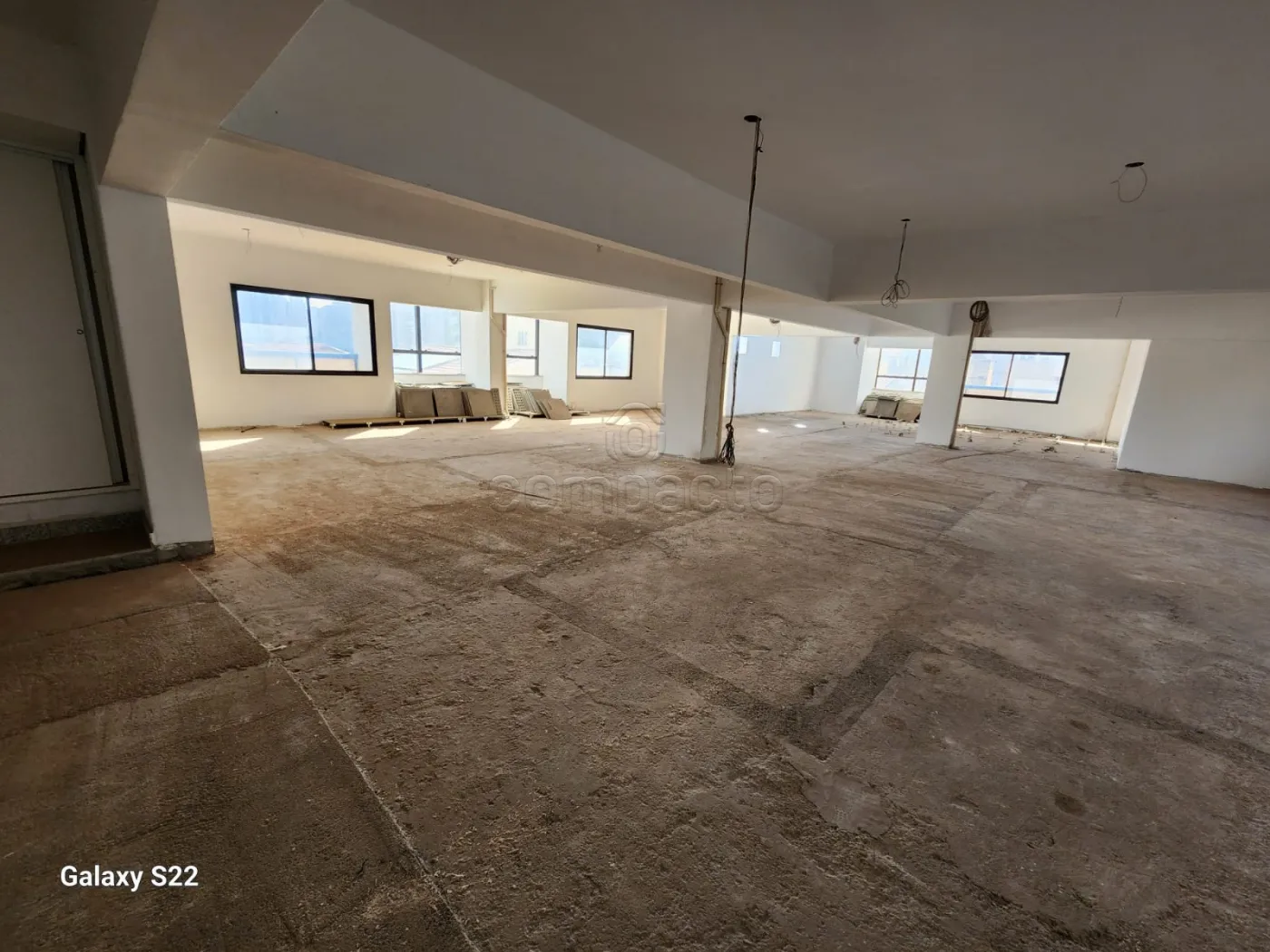 Alugar Comercial / SalaLoja Condom&iacute;nio em S&atilde;o Jos&eacute; do Rio Preto R$ 25.000,00 - Foto 3